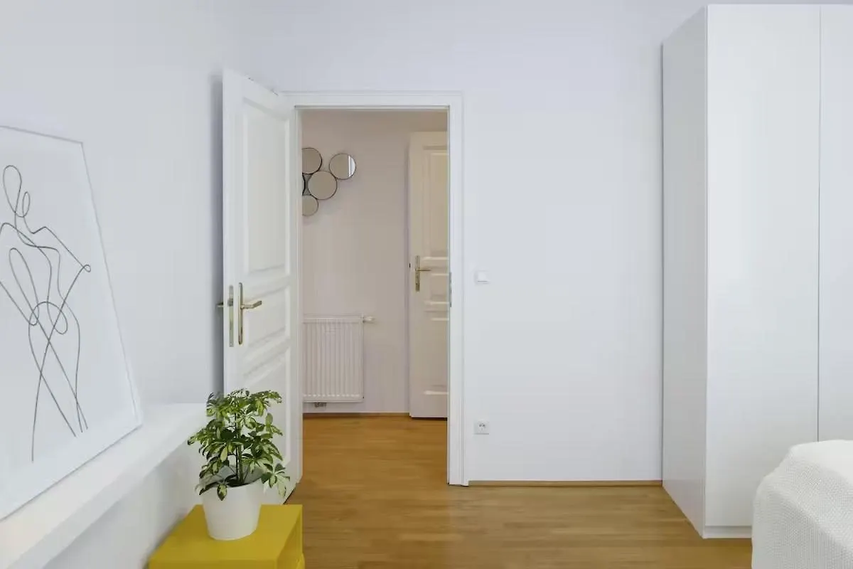 Hoheluft Infinity Selbst-Check-In Apartment Hamburg